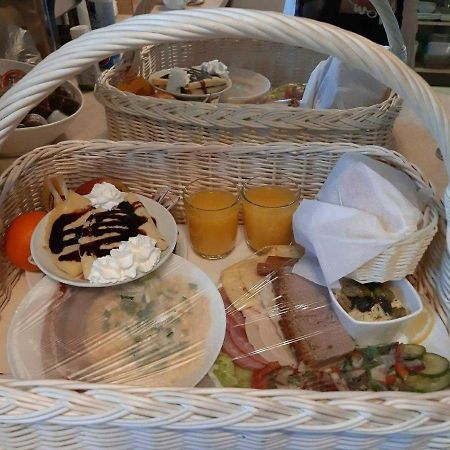 Savona Swinoujscie Bed and Breakfast Eksteriør billede